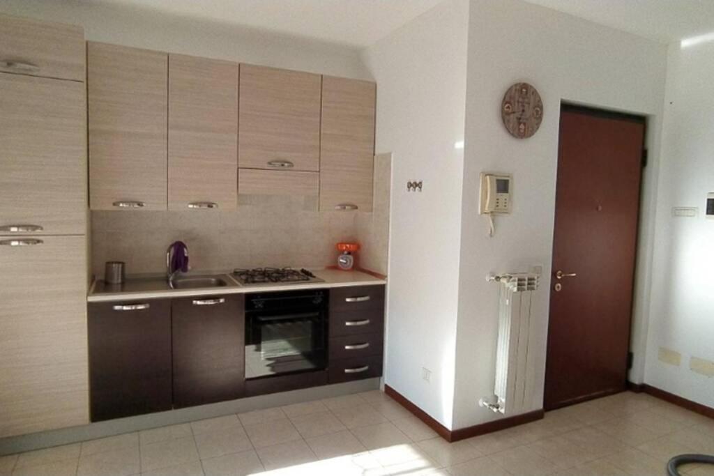Ferienwohnung La Sistemazione Brillantino Titanium Rozzano Exterior foto